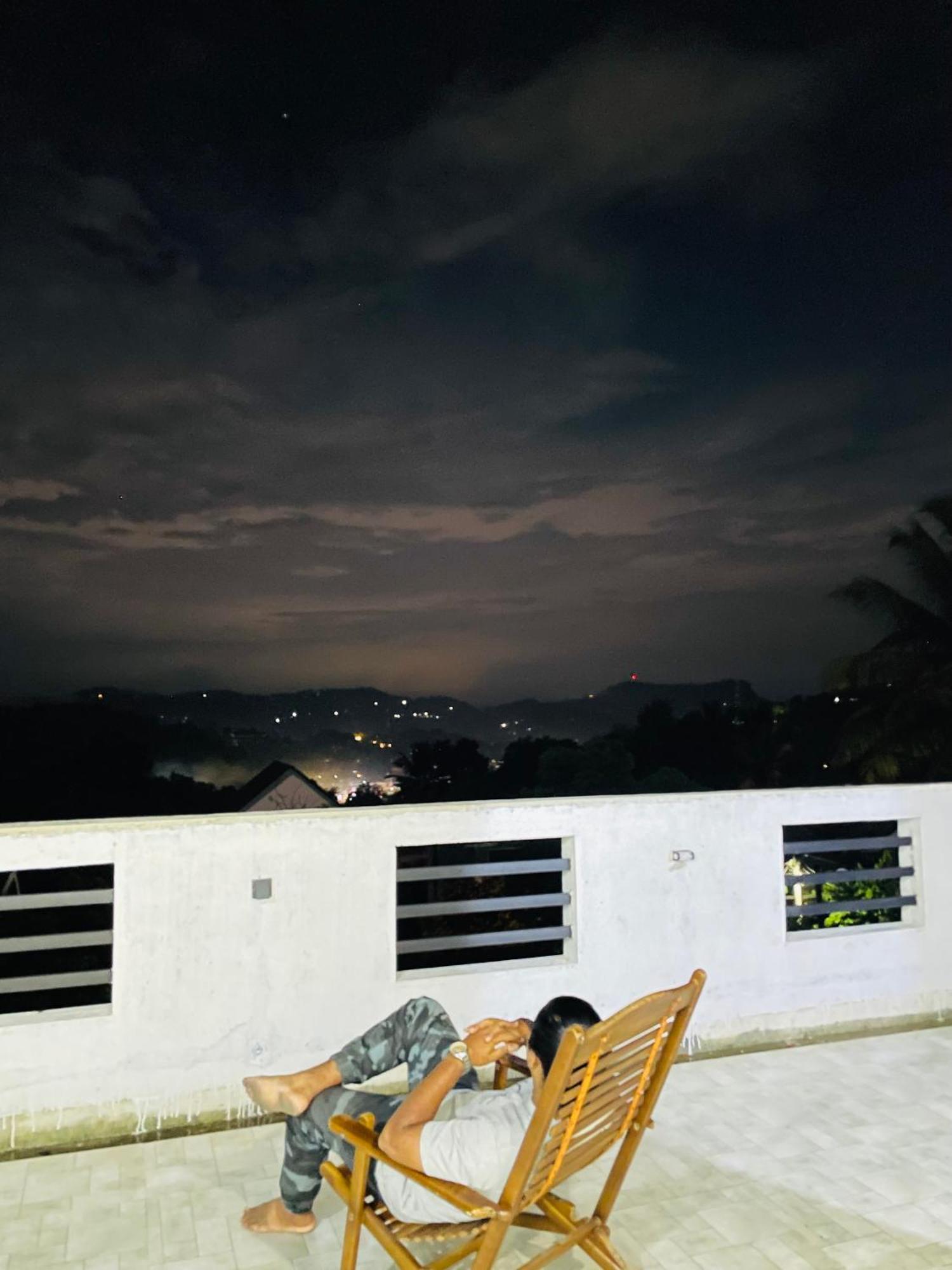 Misty Mountain Lodge Kegalle Bagian luar foto