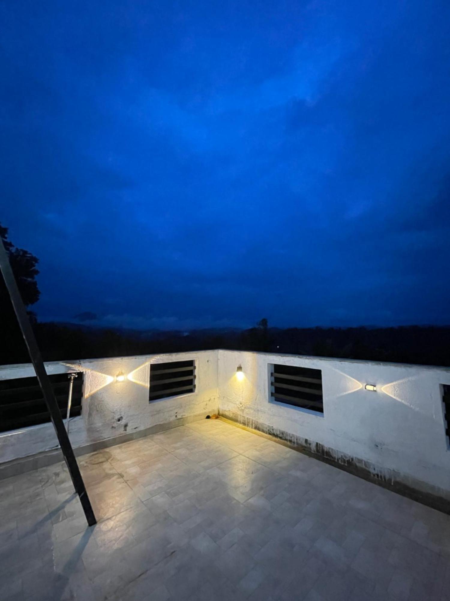 Misty Mountain Lodge Kegalle Bagian luar foto